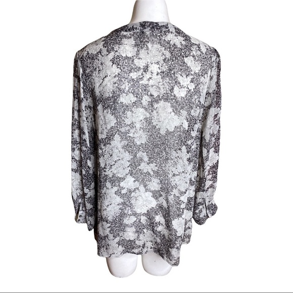 Joie Women's Size M Long Sleeve Silk Top Grey Black Print Button Down - Picture 5 of 10